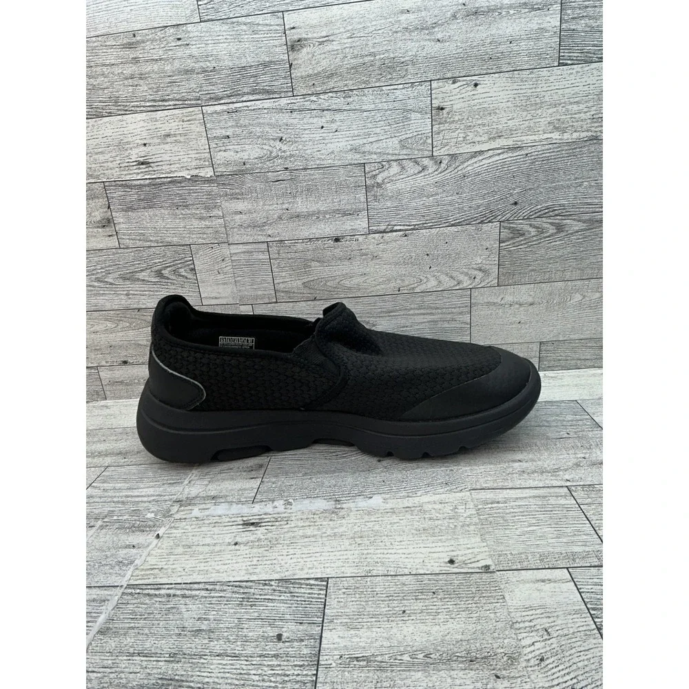 Skechers GOwalk 5 Slip On Shoes Men 9.5 XXWideBlack ULTRA GO Air Cooled Goga Mat